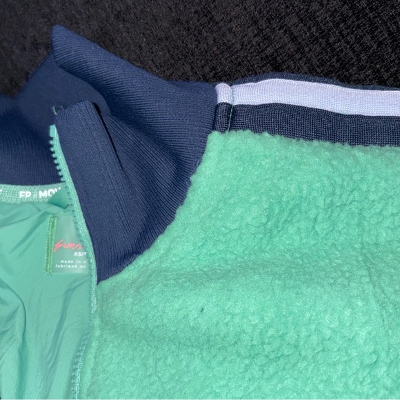 NWT Free People x FP Movement Fleecy Sherpa Scrunchy Pippa Bomber Jacket $228 - Picture 8 of 15